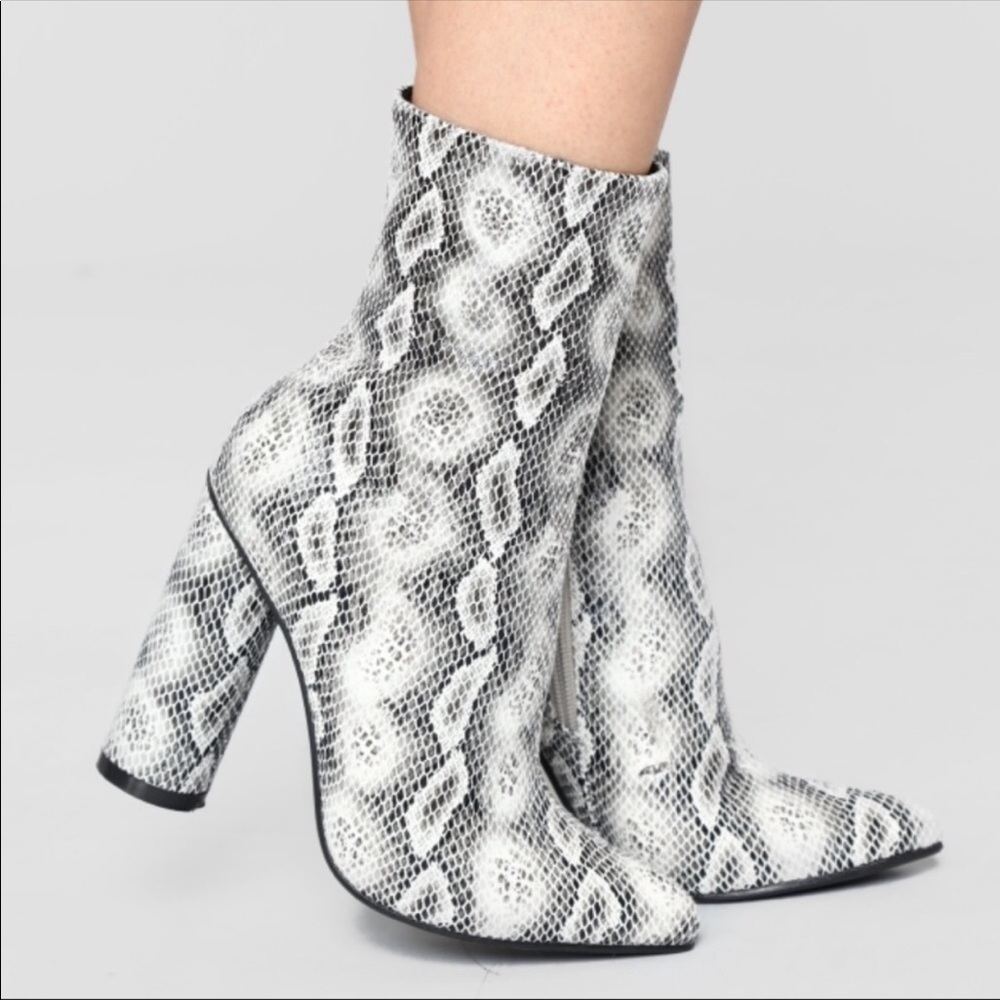 Lulu's Black and White Snake Print Ankle Boots